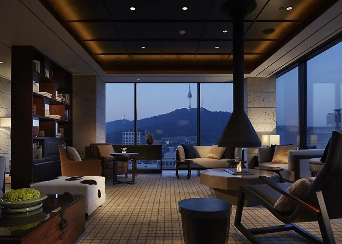 Hotel Royal Myeongdong 4*