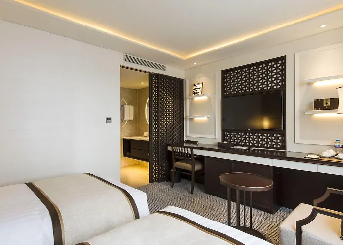 Royal Myeongdong Hotel 4*