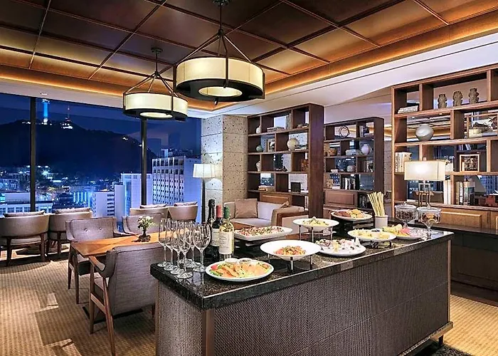 Royal Myeongdong Hotel 4*