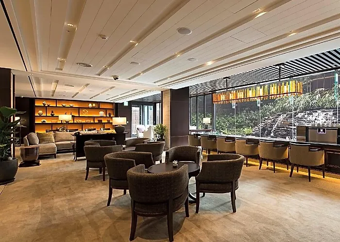 Royal Myeongdong 4*