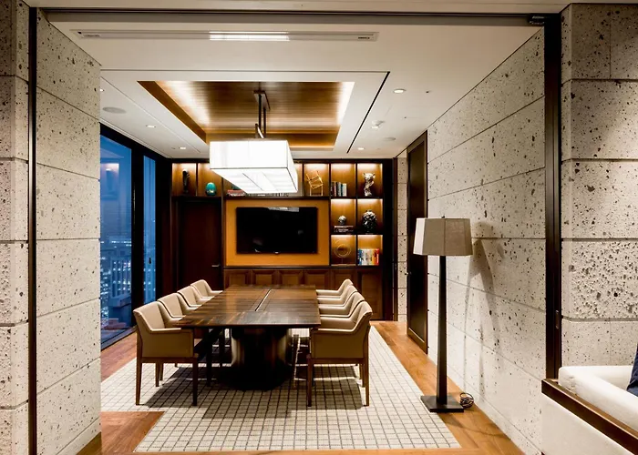 Royal Myeongdong Hotel 4*